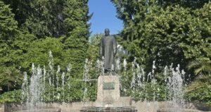 Fasten nach Kneipp Denkmal Kneipp